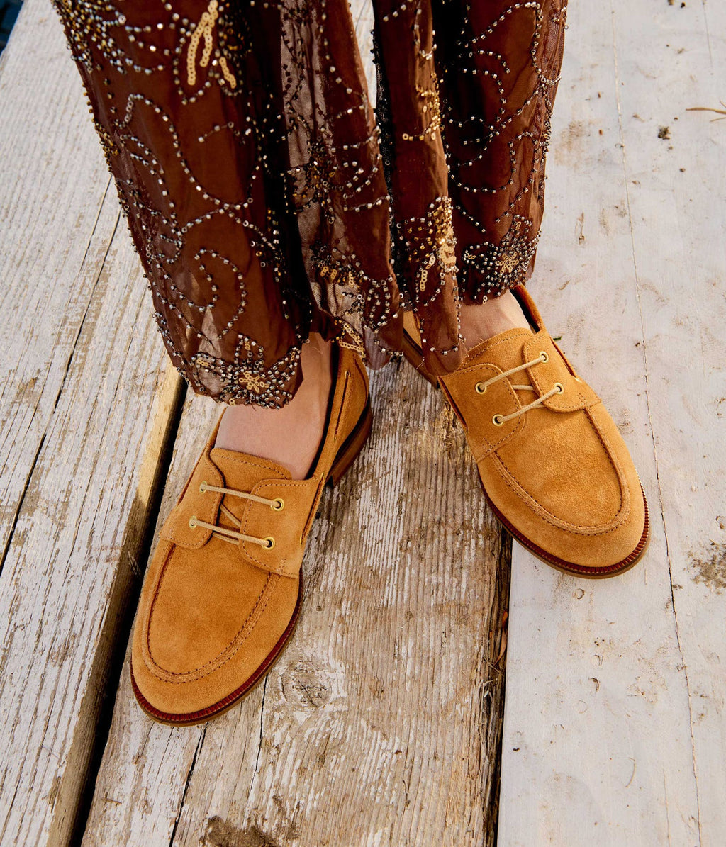 Derby Adélie camel