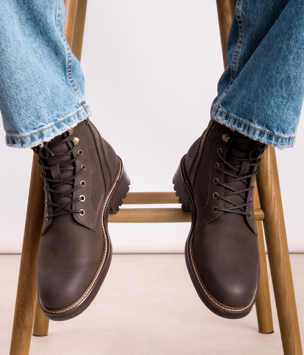 Boots Edgar taupe